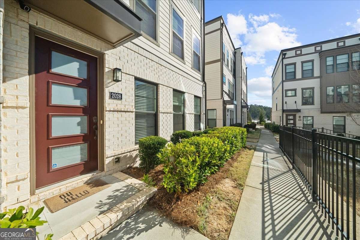 2028 Holtz Lane Atlanta - 4