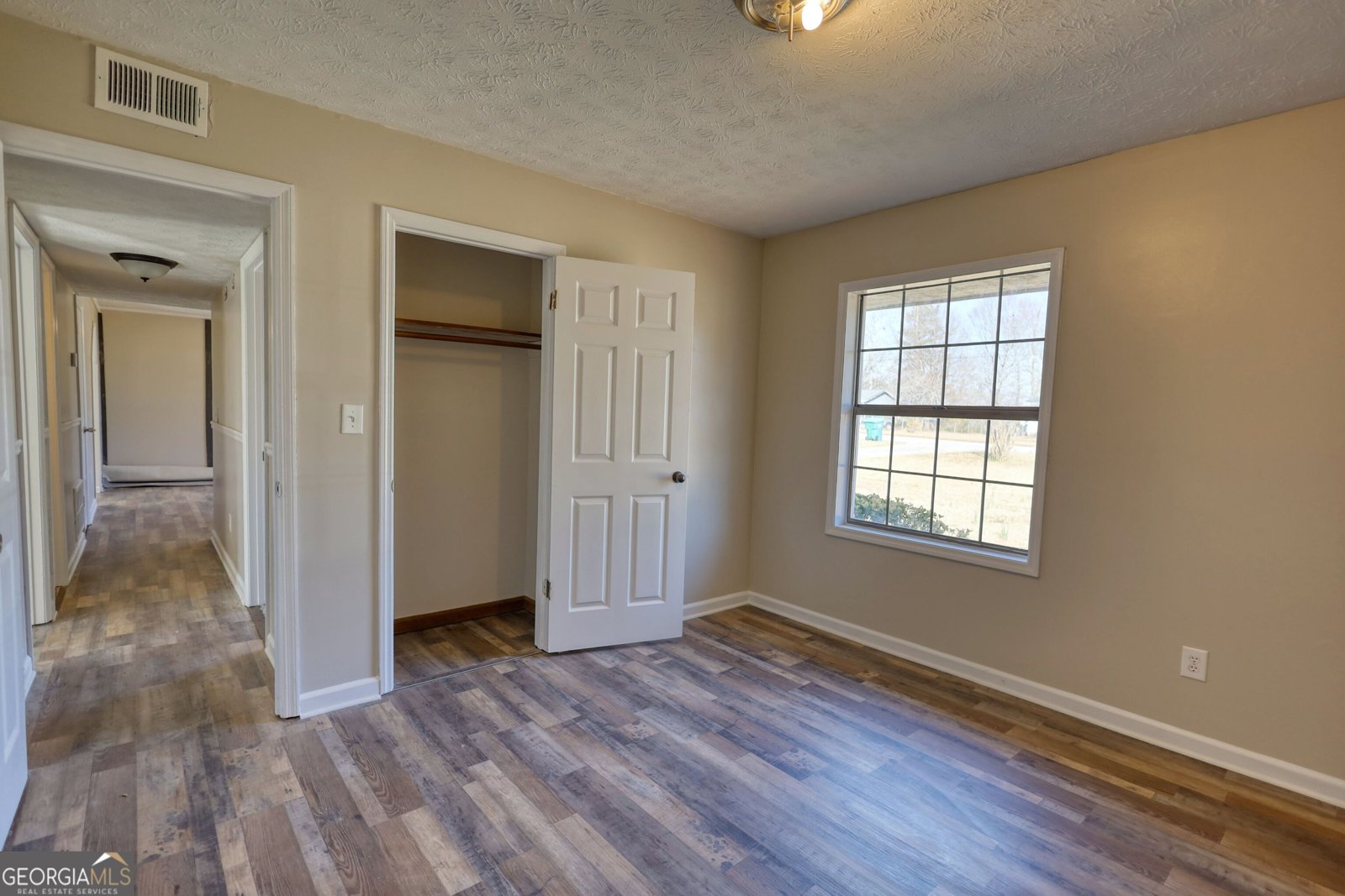 11 Grove Lane Hampton - 31