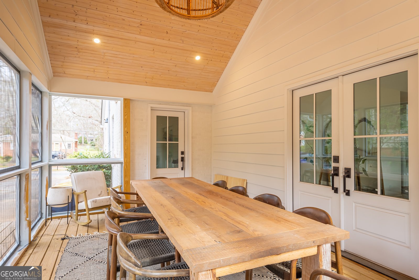 525 King Avenue Athens - 27