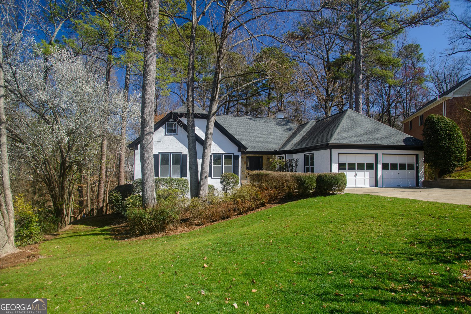 1190 SAINT IVES Court Suwanee - 1