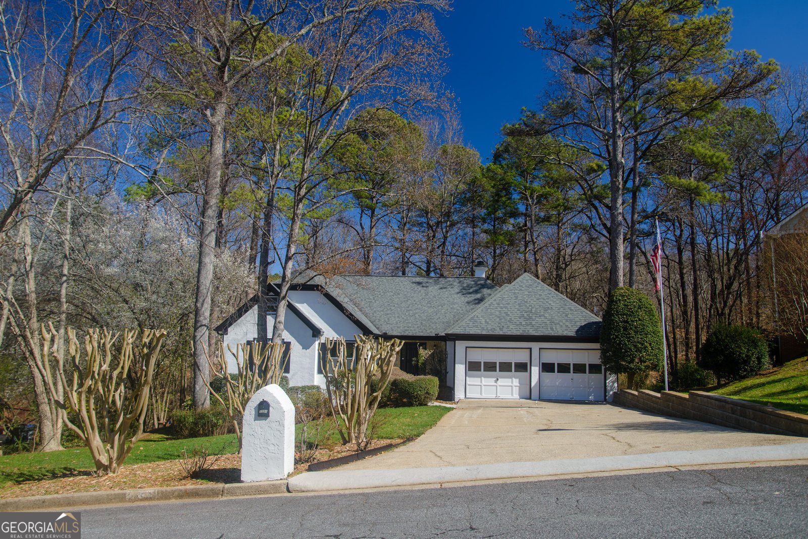 1190 SAINT IVES Court Suwanee - 2