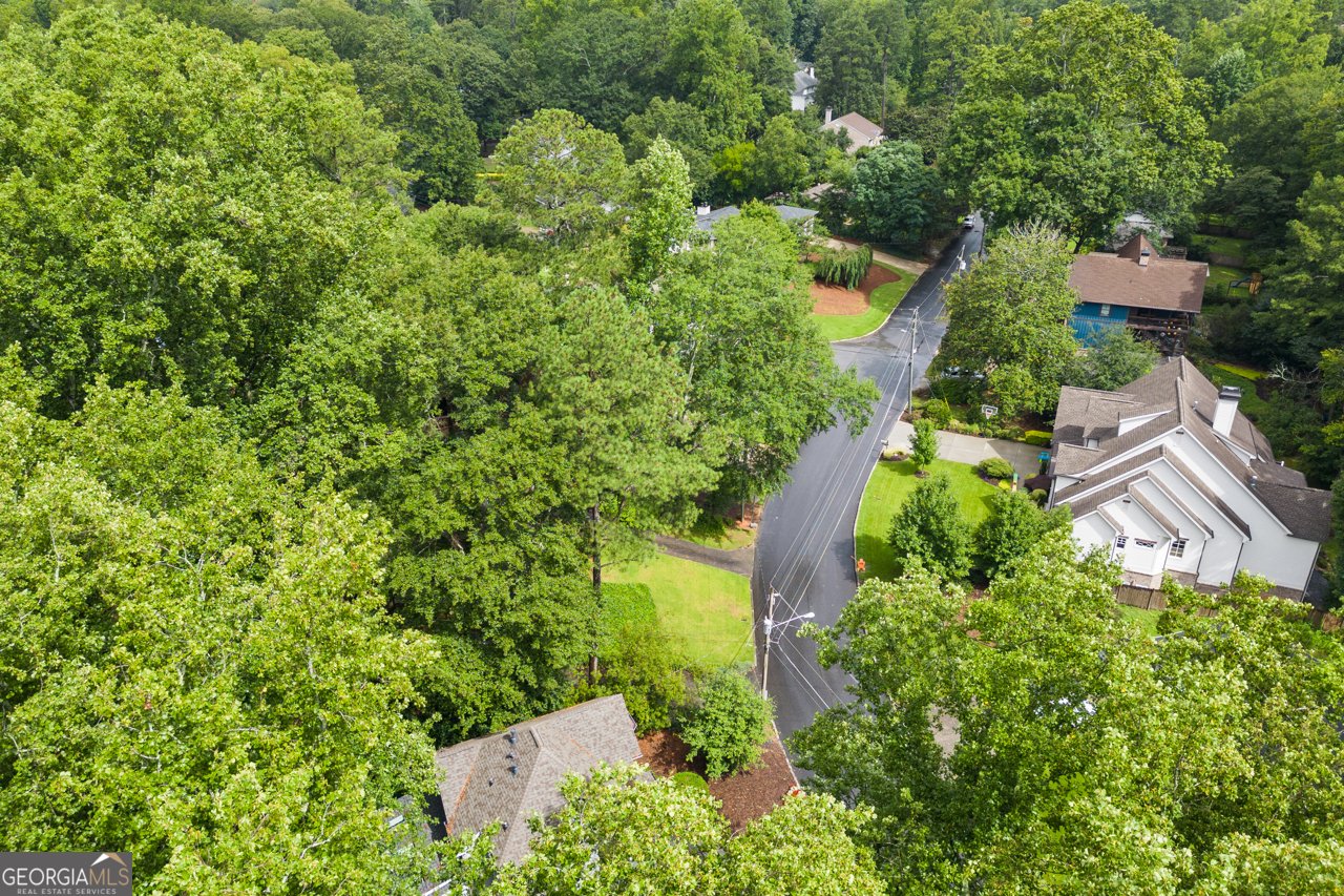 2690 2690 Valvedere Drive Brookhaven - 36