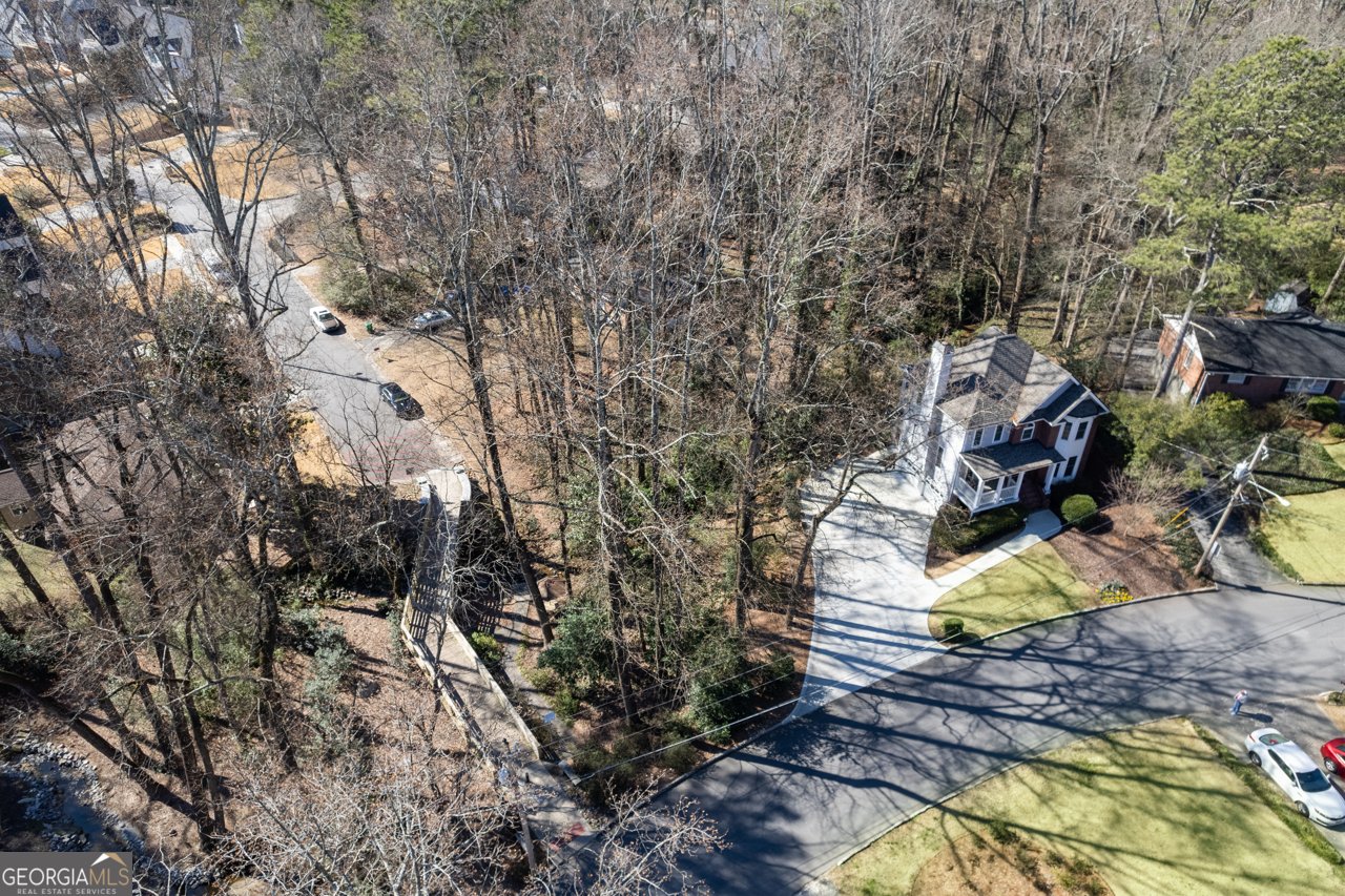 2690 Valvedere Drive Brookhaven - 7