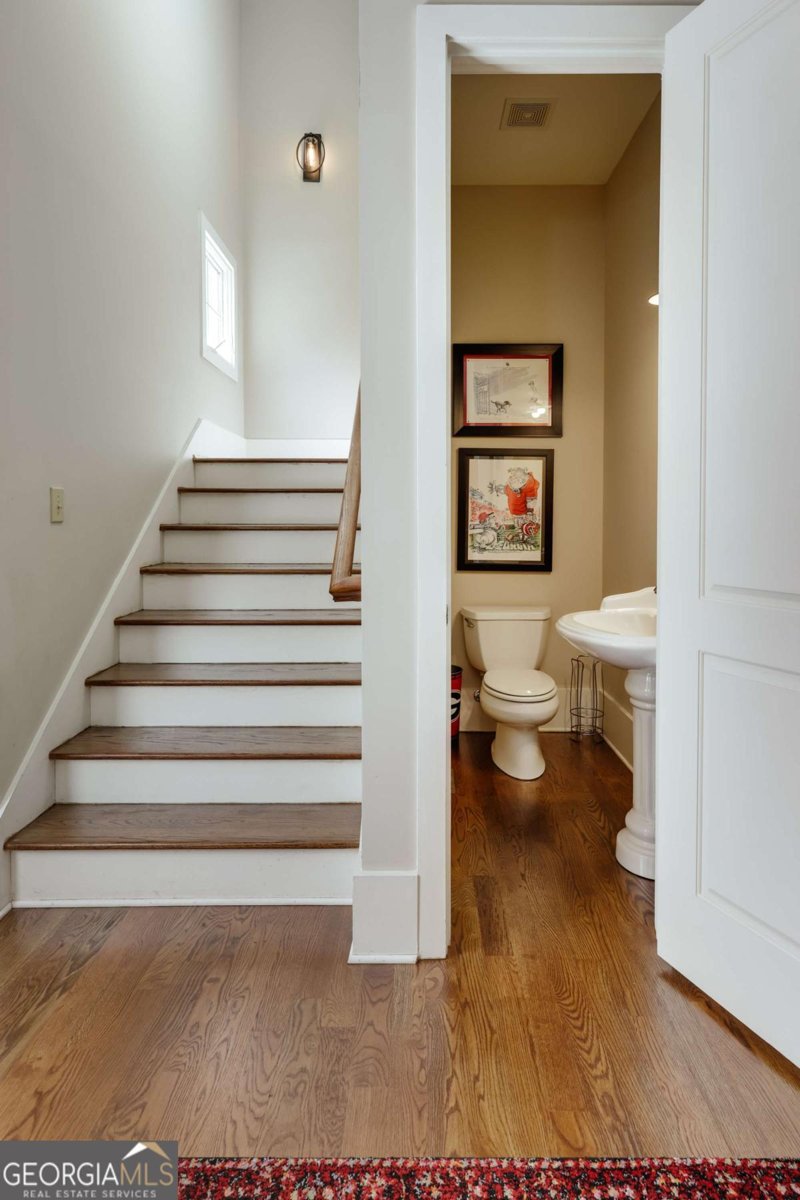 310 Research Drive Athens - 22
