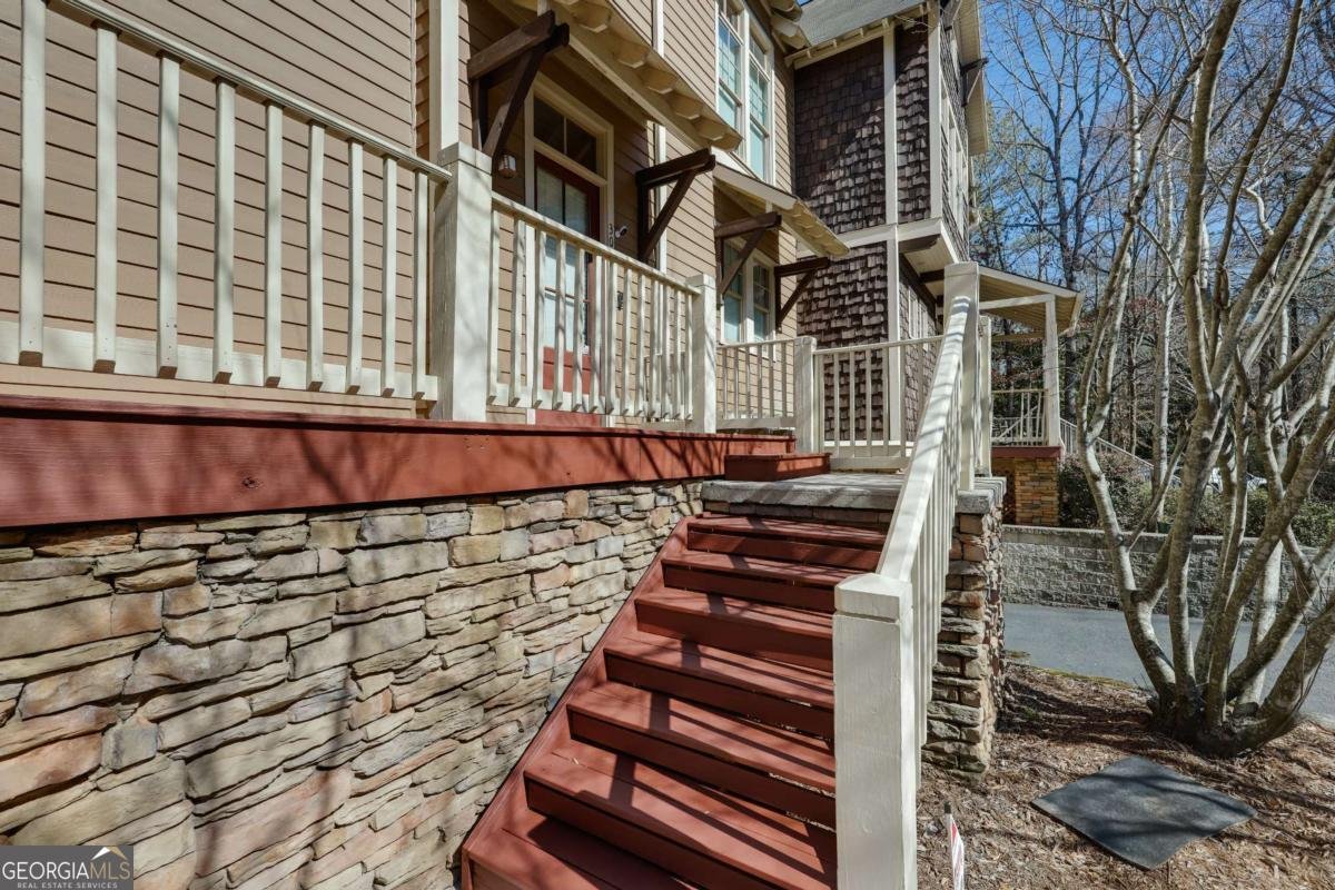 310 Research Drive Athens - 5