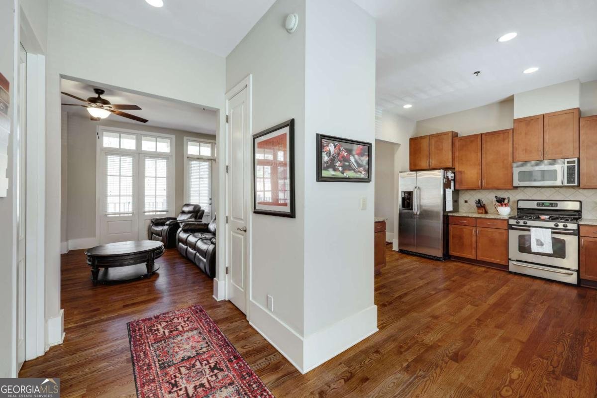 310 Research Drive Athens - 9