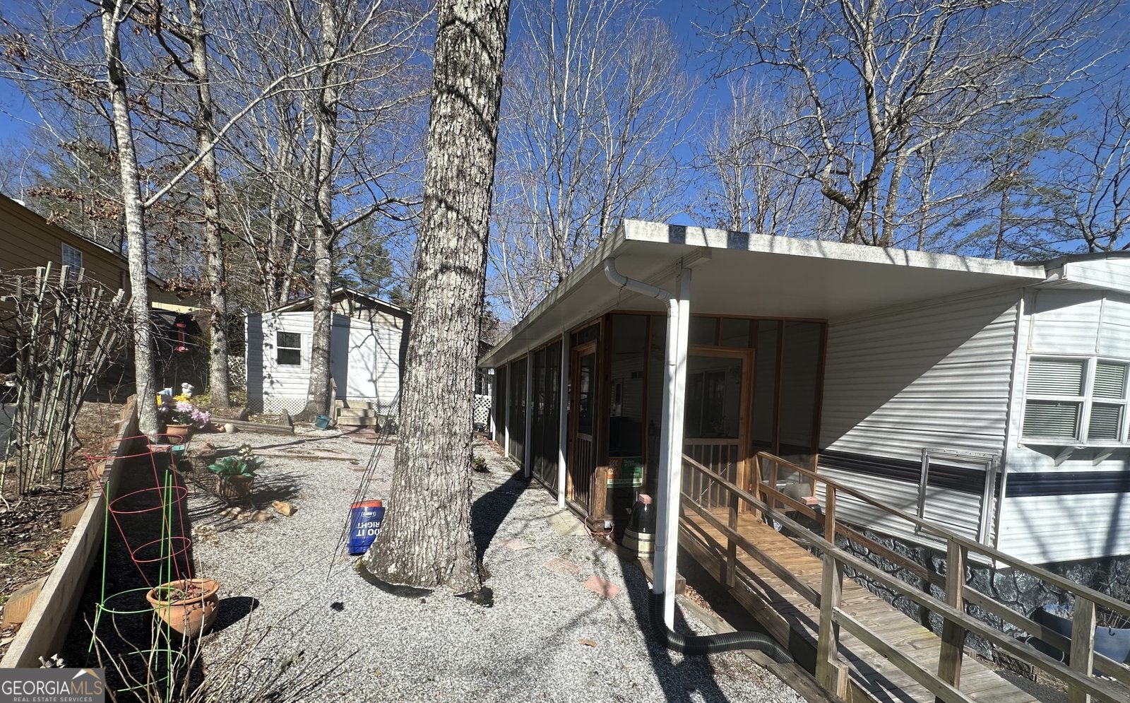 143 Cindy Parkway Cleveland - 1