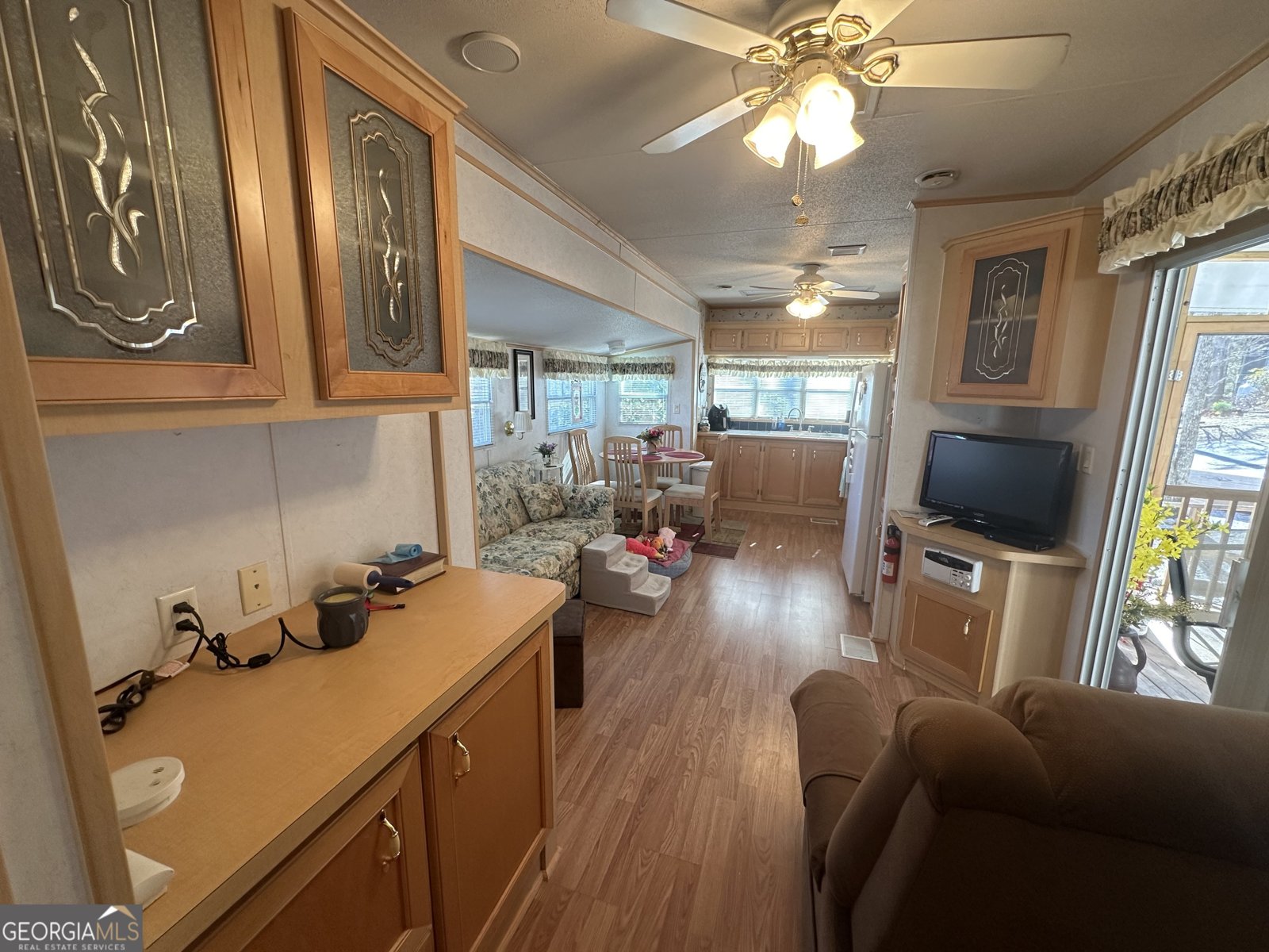 143 Cindy Parkway Cleveland - 11
