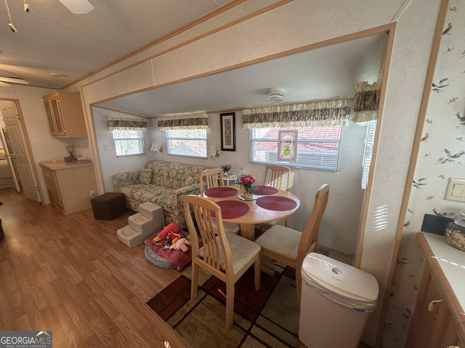 143 Cindy Parkway Cleveland - 12