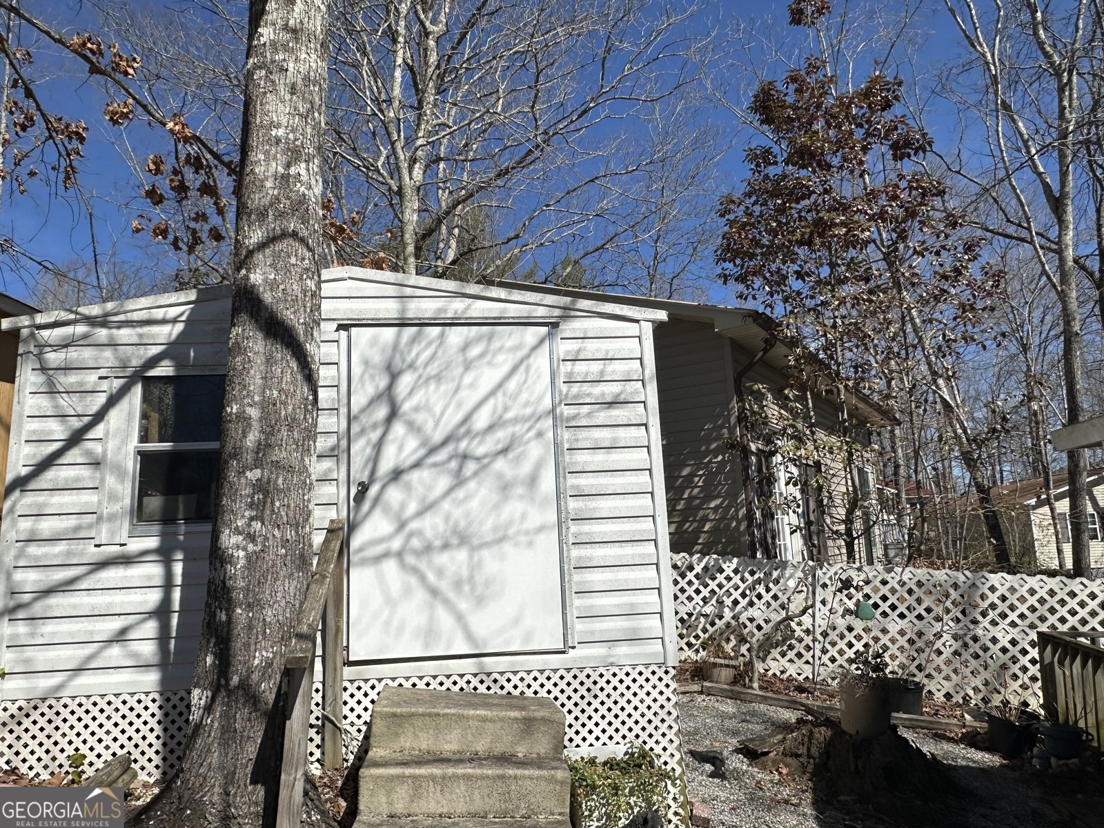 143 Cindy Parkway Cleveland - 16
