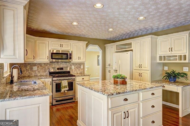596 WHITBY Drive Douglasville - 5