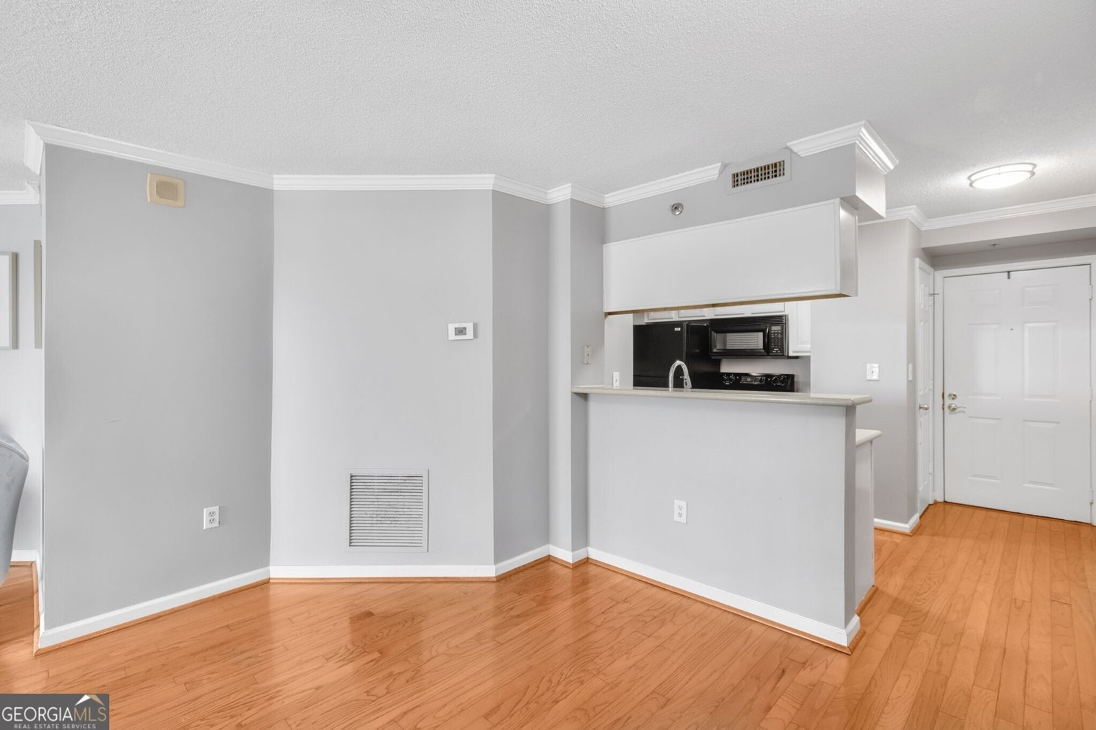 795 Hammond Drive Atlanta - 19