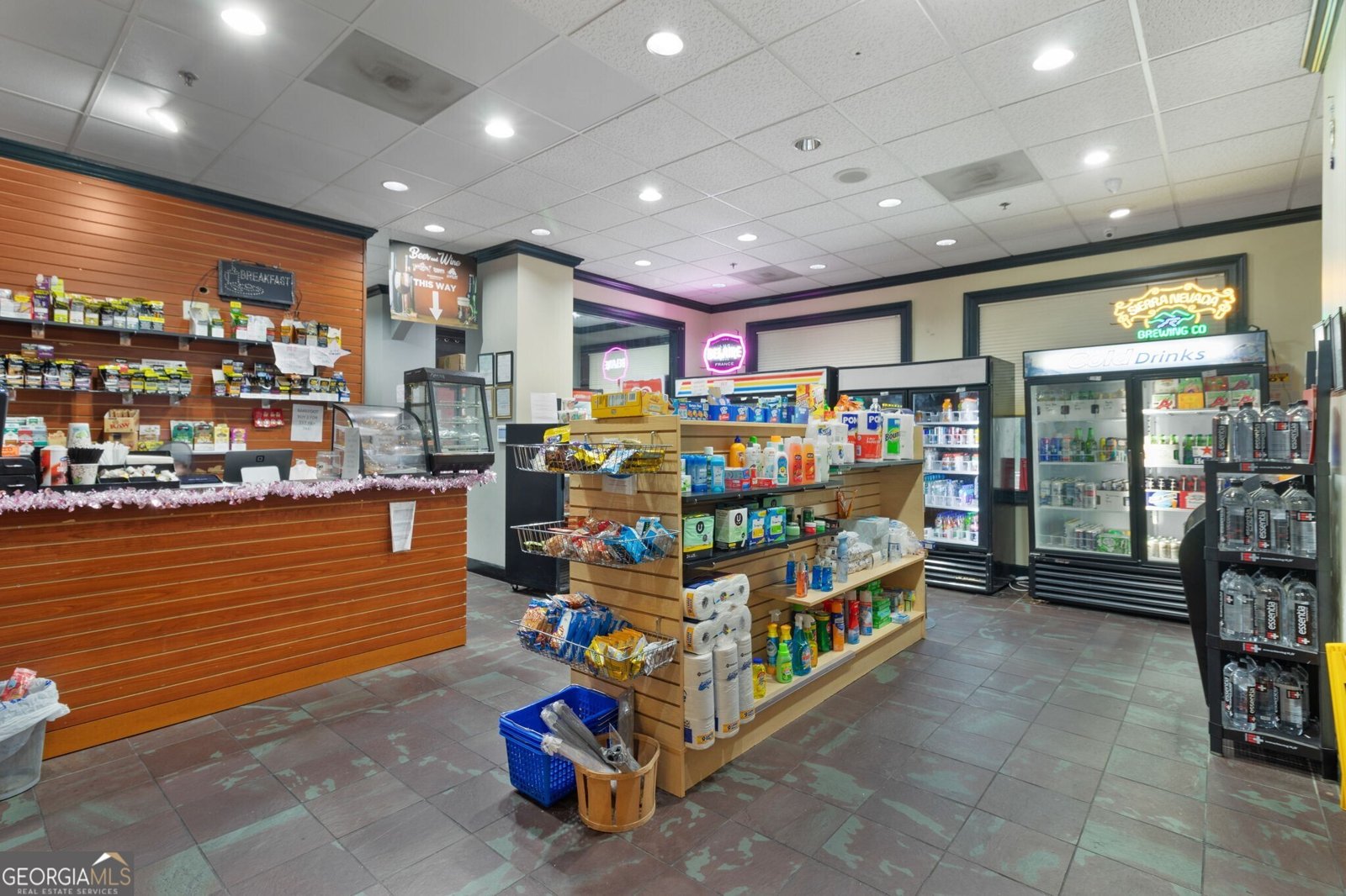795 Hammond Drive Atlanta - 33