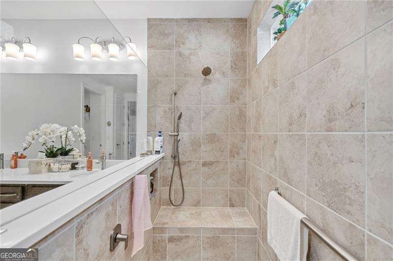 163 Lorraine Parkway Woodstock - 17