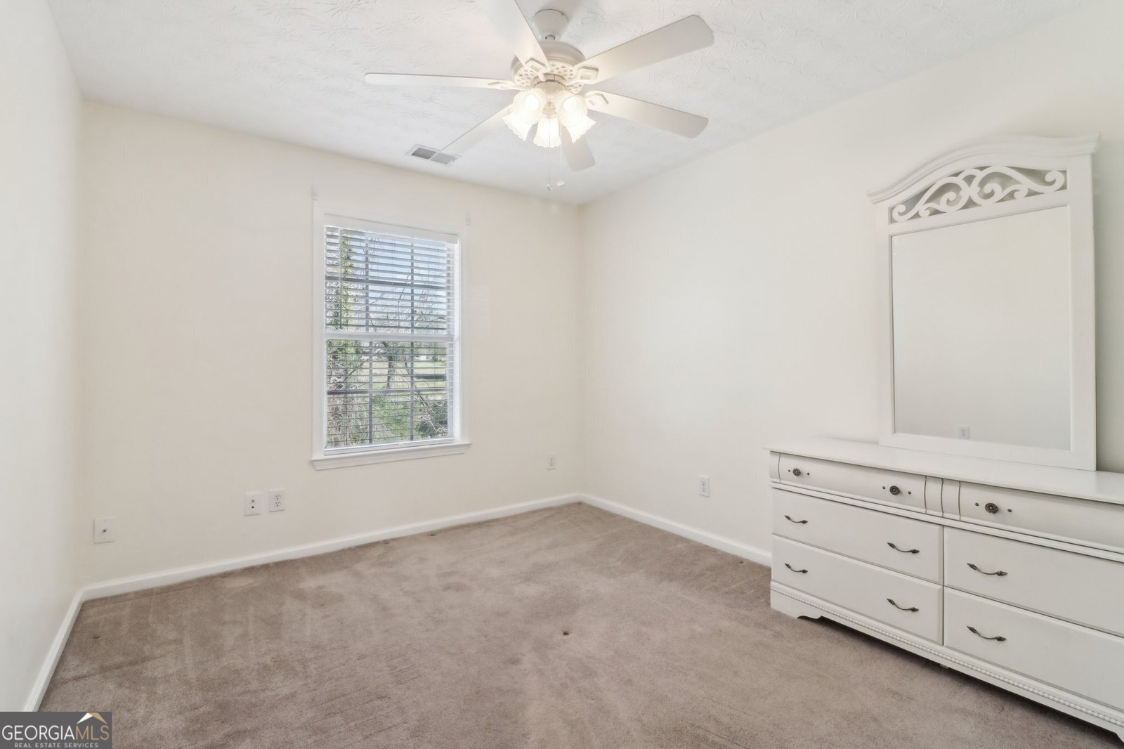 1902 Elm Park Drive Hampton - 23