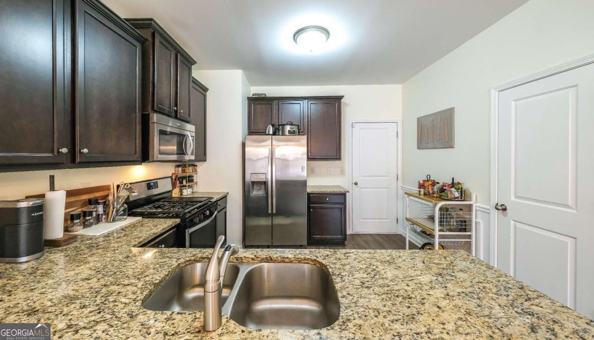 242 STILLWOOD Drive Newnan - 19