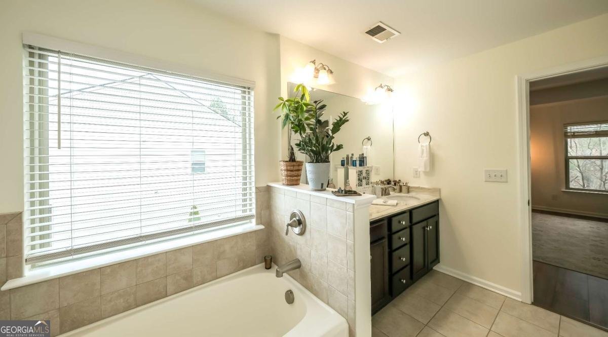 242 STILLWOOD Drive Newnan - 35