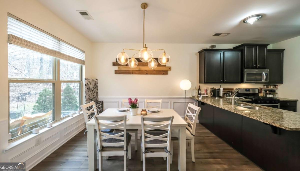 242 STILLWOOD Drive Newnan - 4