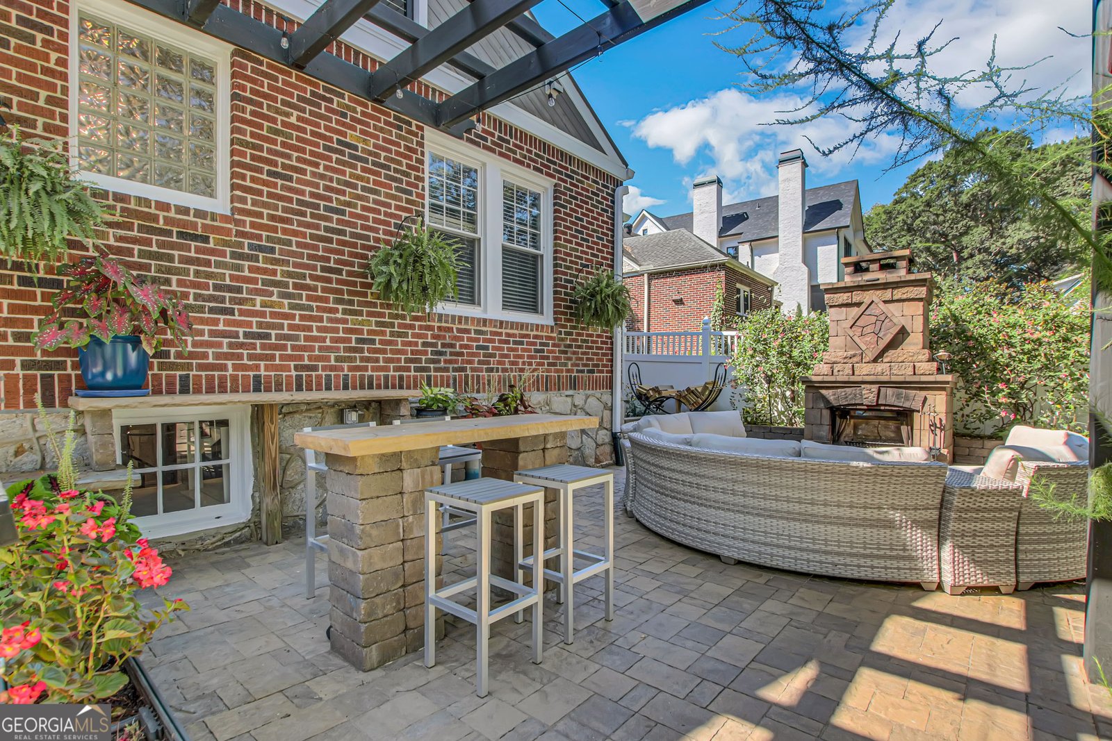 1290 Pasadena Avenue Atlanta - 24