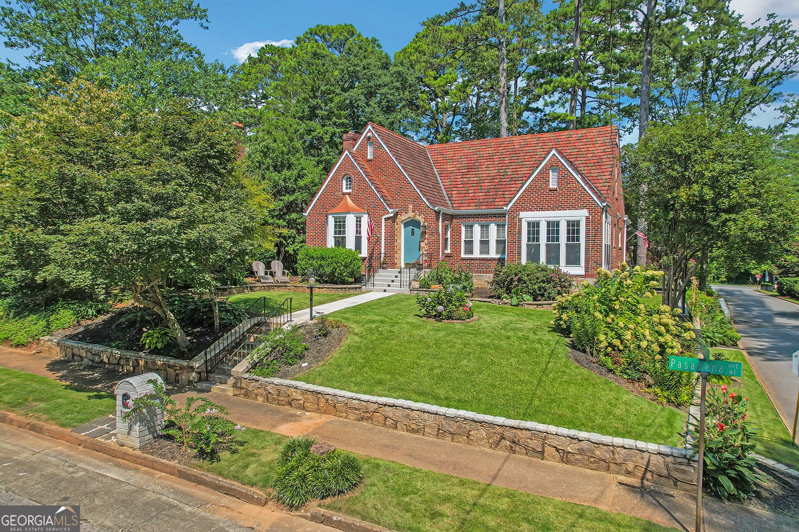 1290 Pasadena Avenue Atlanta - 35