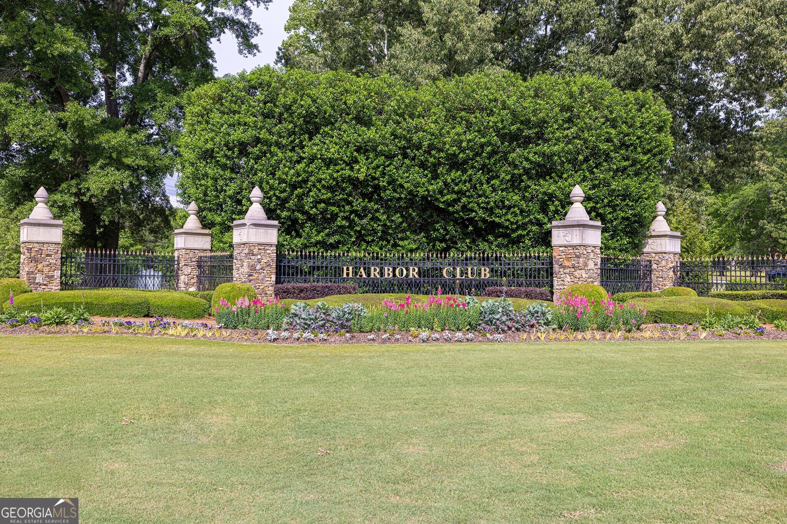 1020 Quaker Ridge Road Greensboro - 57