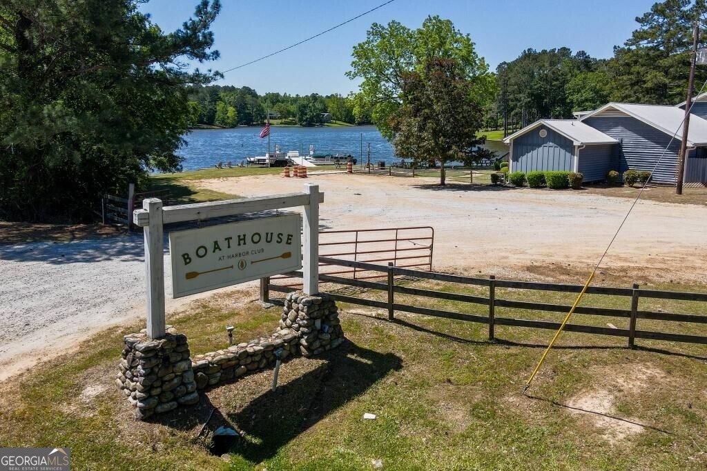 1020 Quaker Ridge Road Greensboro - 58