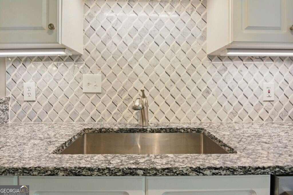 124 Streamside Drive Roswell - 15