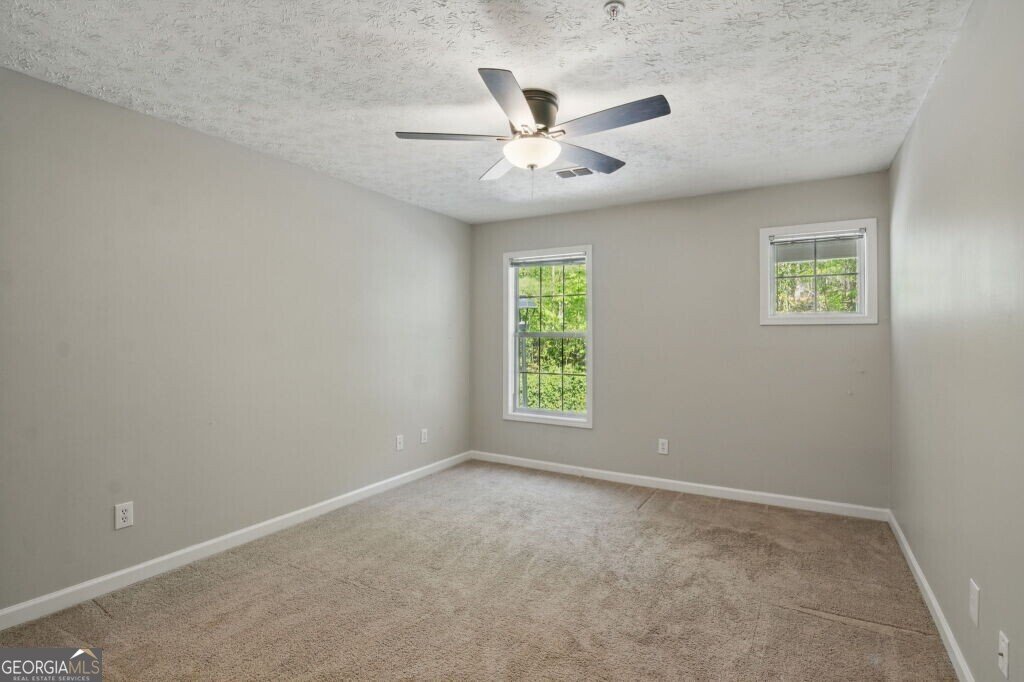 124 Streamside Drive Roswell - 21