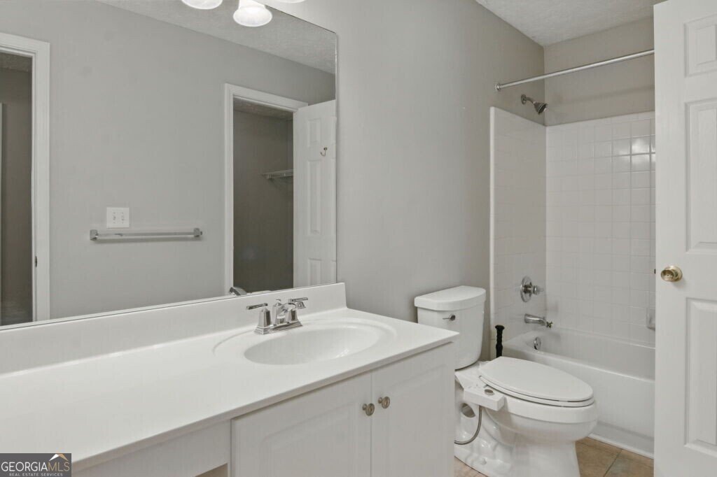 124 Streamside Drive Roswell - 23