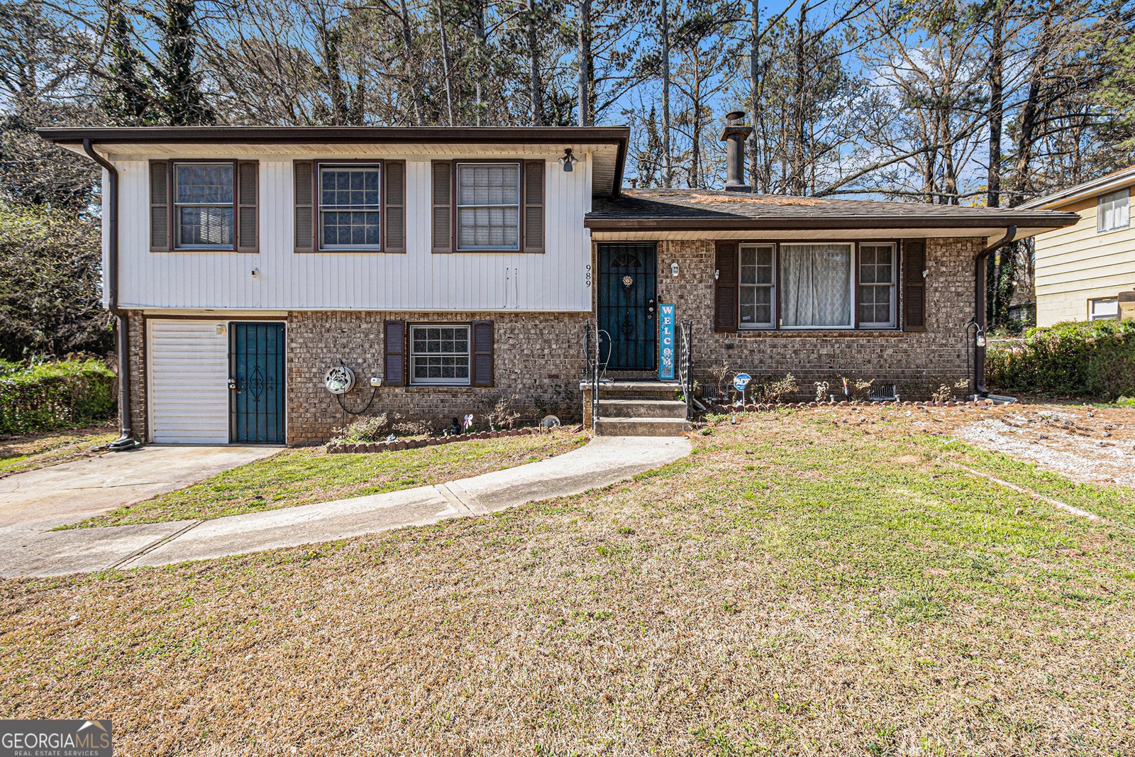 989 Queen Elizabeth Way Morrow - 1