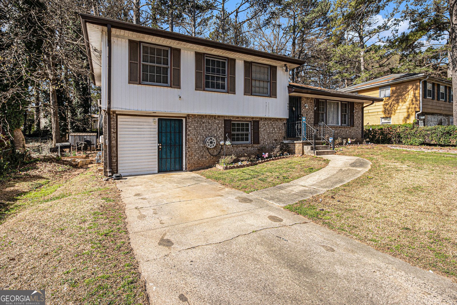 989 Queen Elizabeth Way Morrow - 2