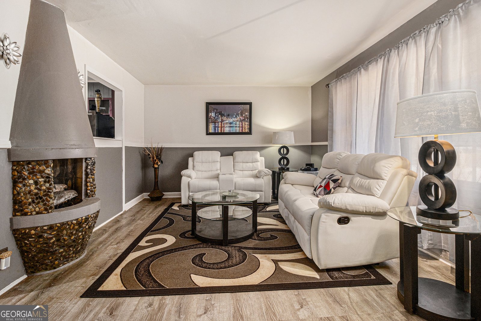 989 Queen Elizabeth Way Morrow - 3