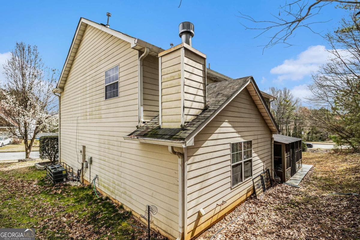 5803 Star Flower Drive Ellenwood - 27