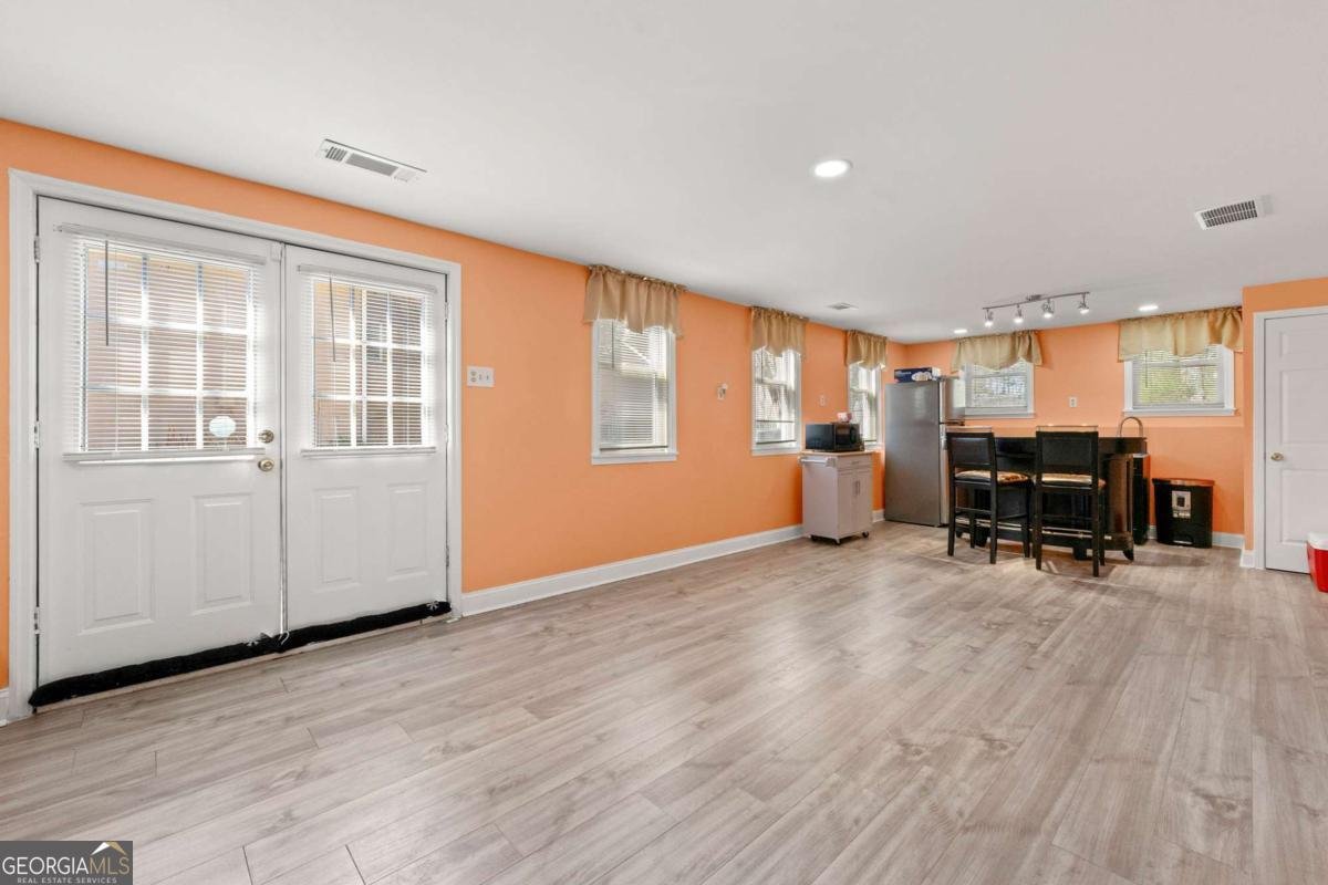 3710 Glen Ian Drive Loganville - 22