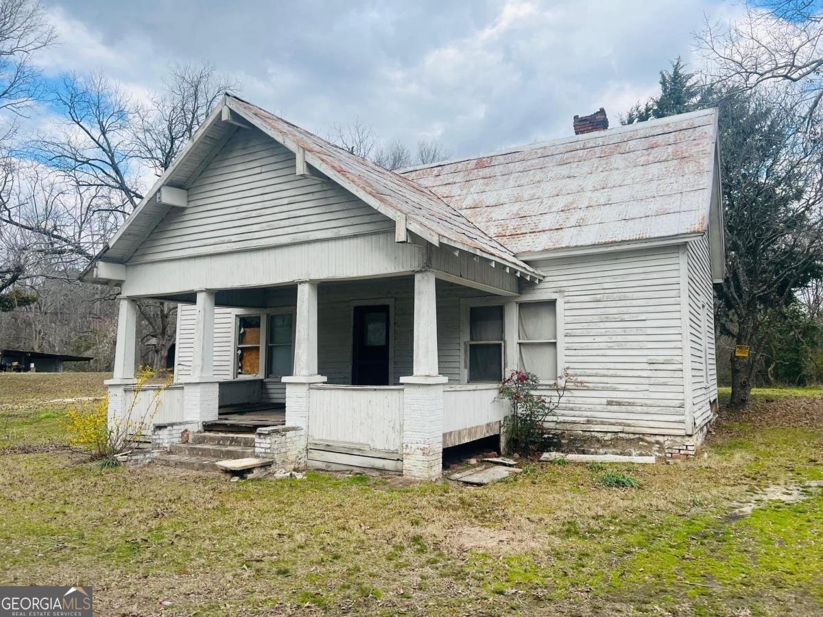 1011 Railroad Street Siloam - 1