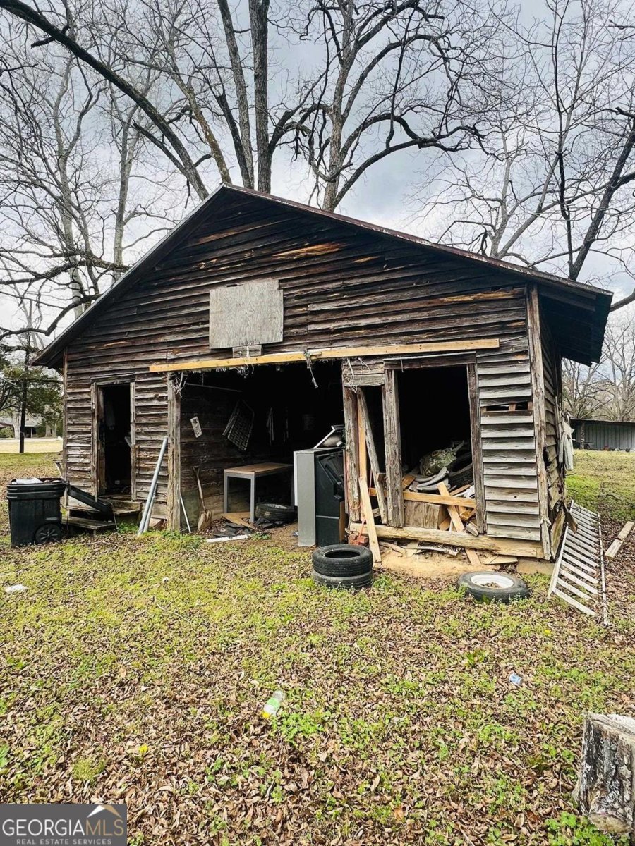 1011 Railroad Street Siloam - 9