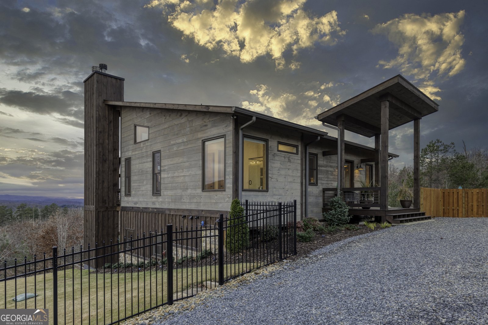 1083 Synacia Drive Mineral Bluff - 55