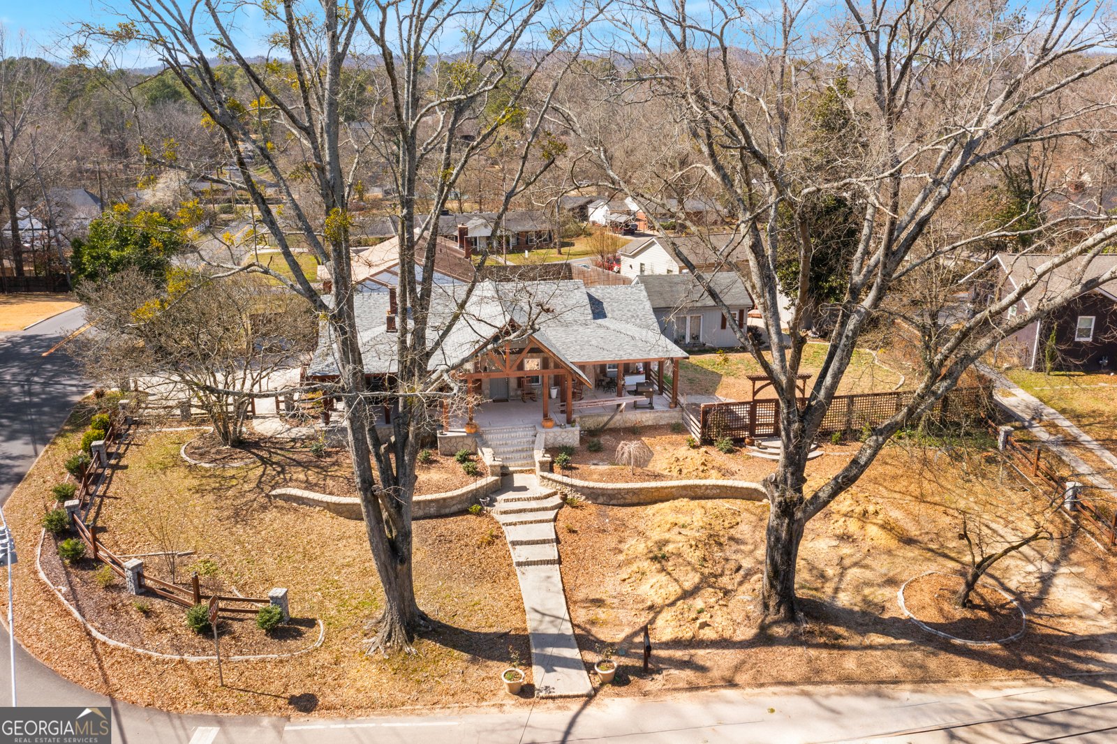 942 Hardwick Circle Dalton - 2