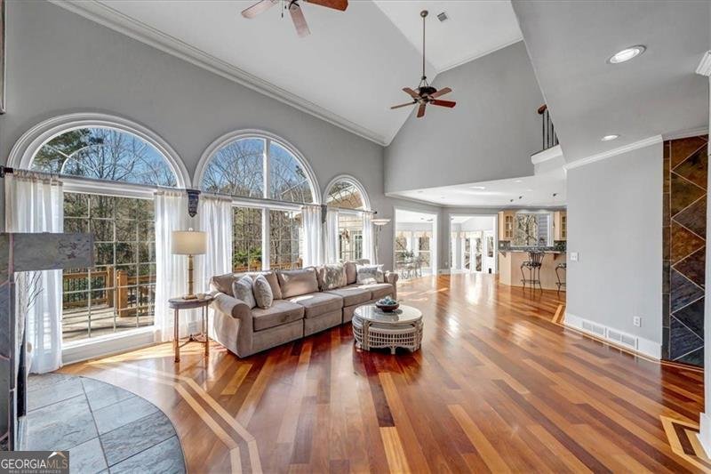 3460 MANSIONS Parkway Berkeley Lake - 10