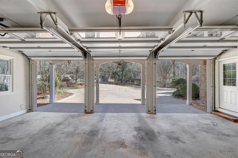 3460 MANSIONS Parkway Berkeley Lake - 32