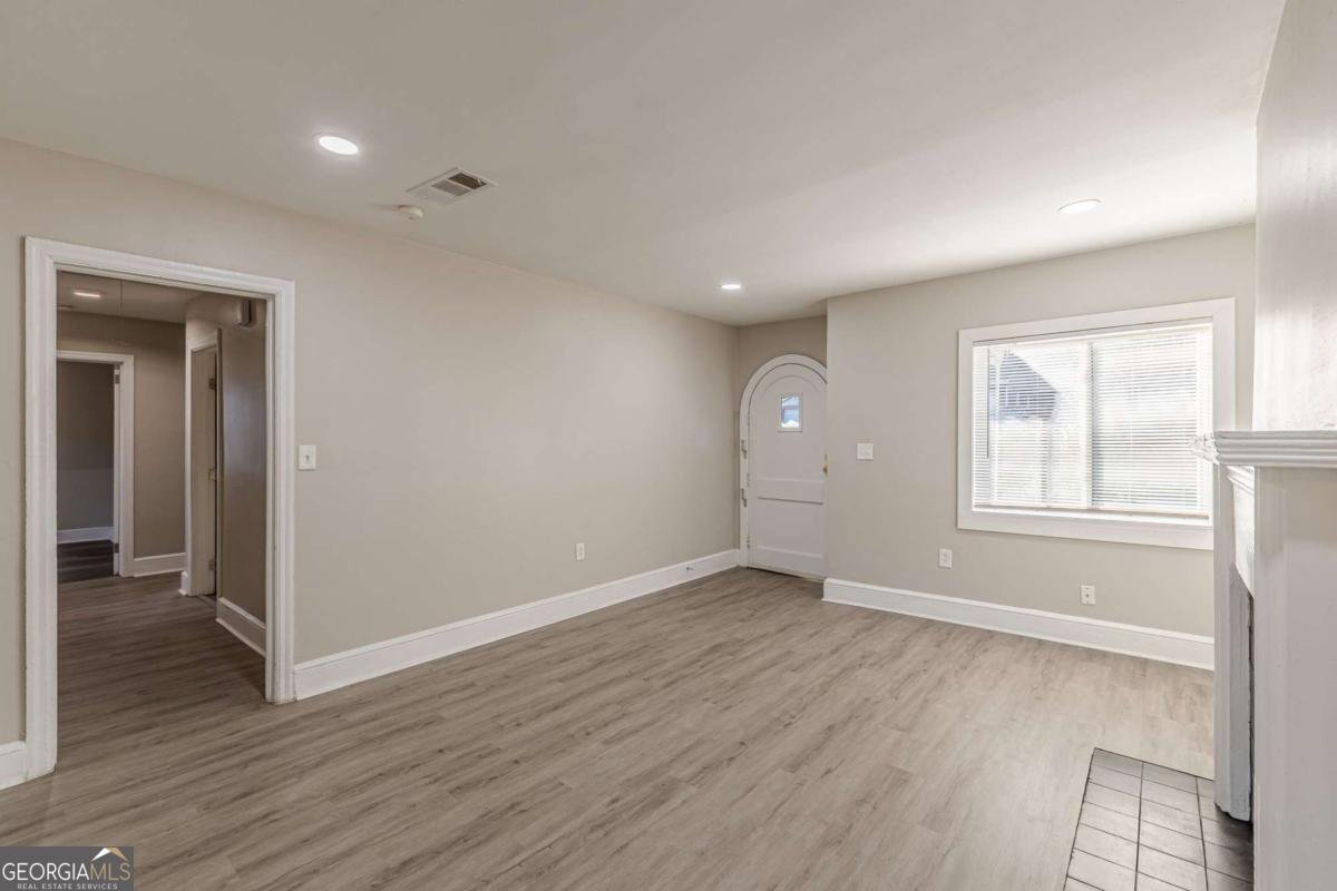 1376 Westmont Road Atlanta - 9