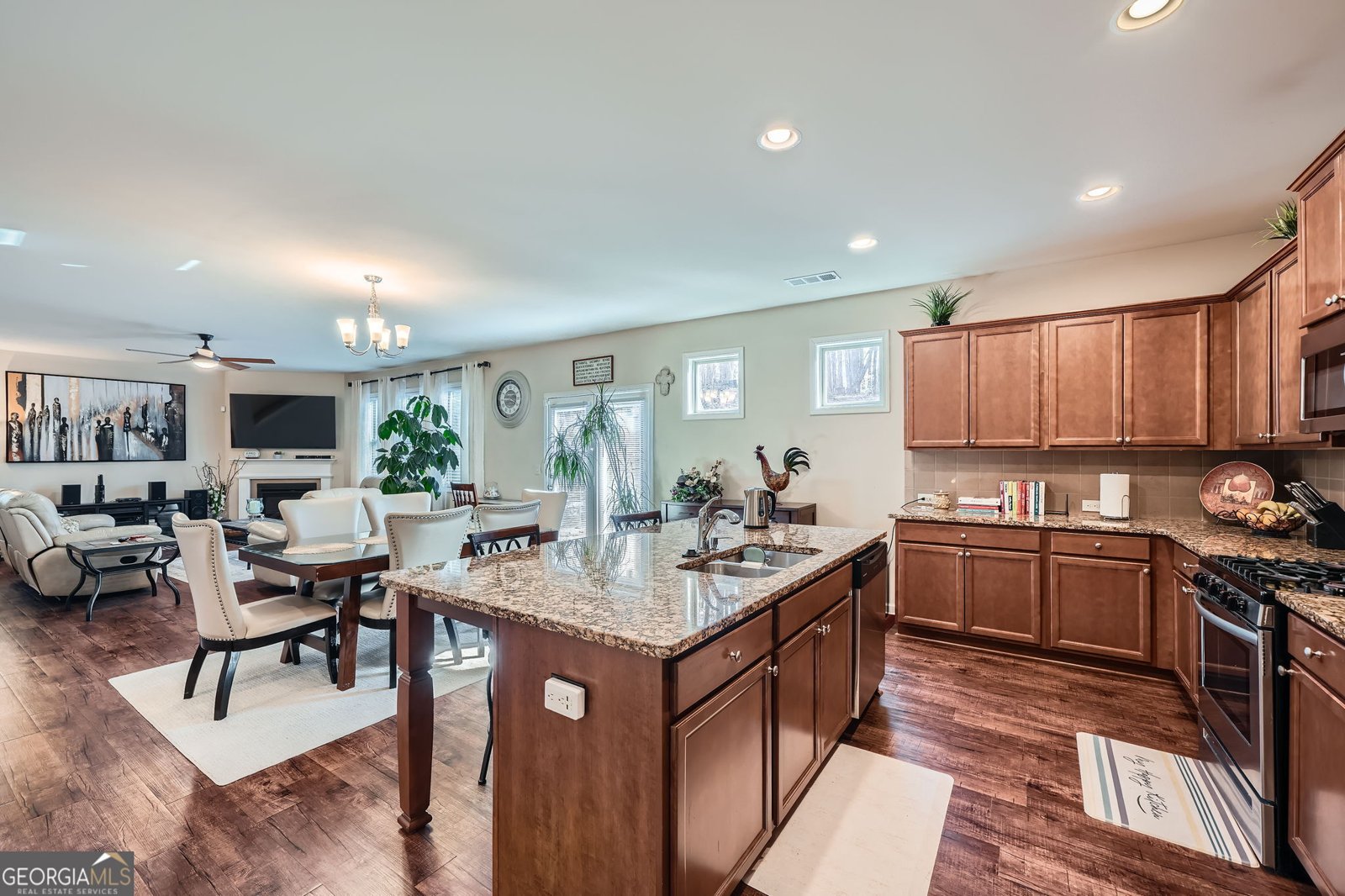 316 SILVERWOOD Drive Dallas - 12