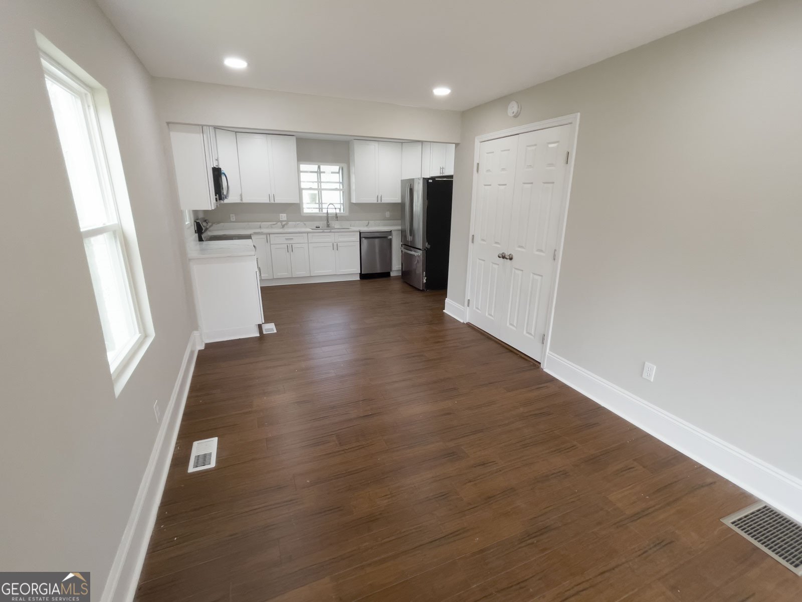 444 Sargent Drive Atlanta - 6