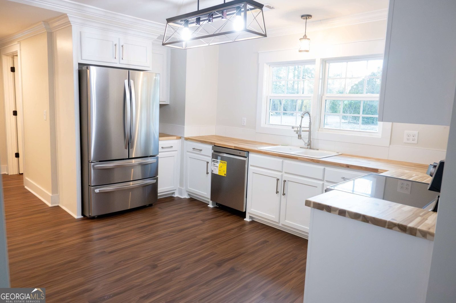 1533 W River Road Rhine - 16