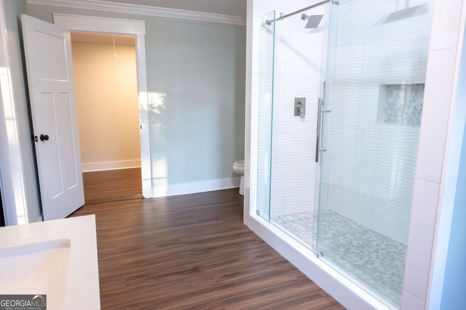 1533 W River Road Rhine - 36