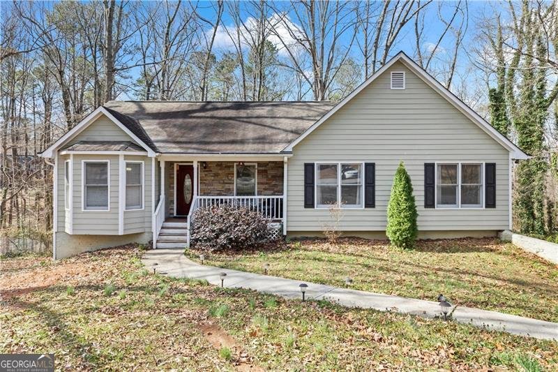 67 Oak Landing Way Douglasville - 1