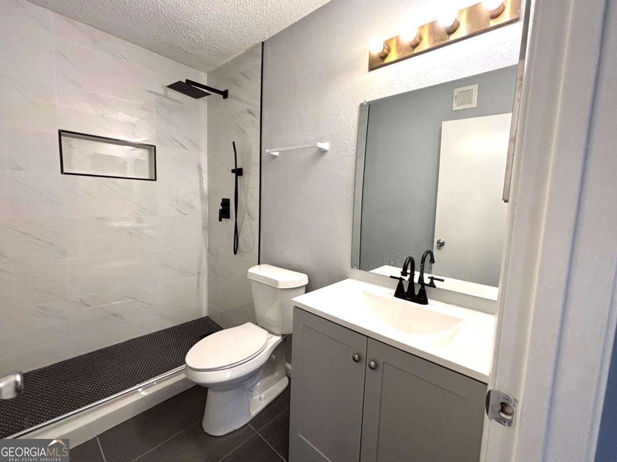 1502 Huntingdon chase Atlanta - 13