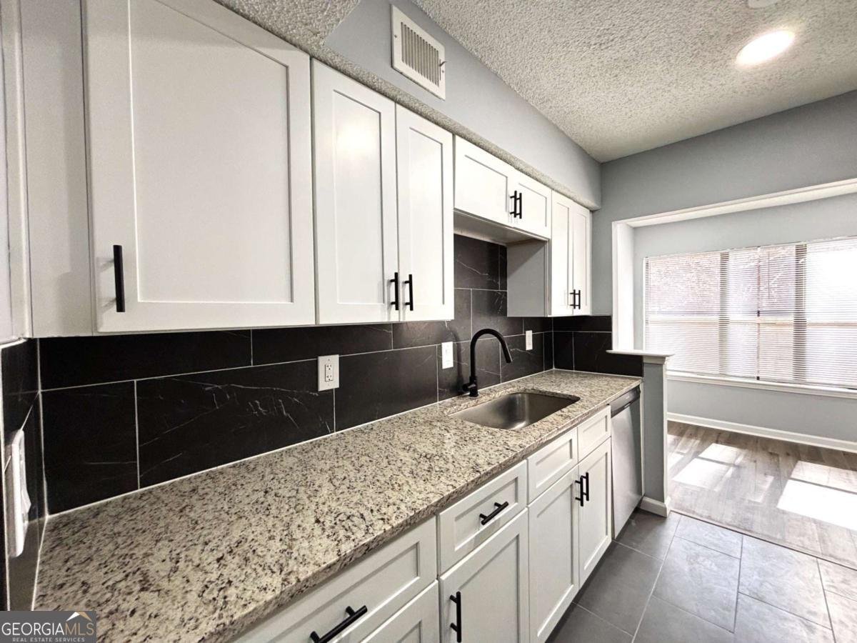 1502 Huntingdon chase Atlanta - 4