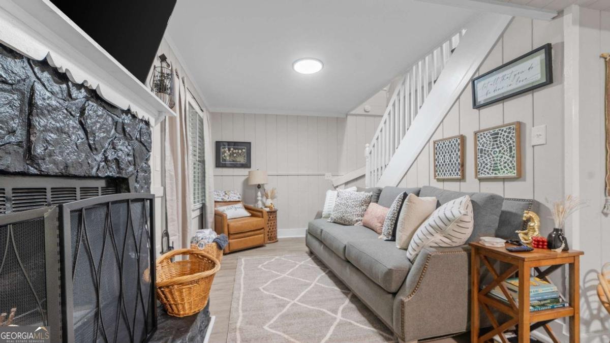 1147 Martin Drive Cleveland - 30