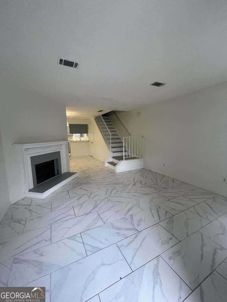498 PRINCE OF WALES Stone Mountain - 3